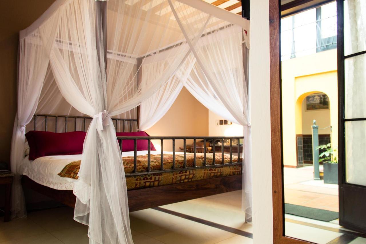 Hotel Bougainviller Kampala Zewnętrze zdjęcie