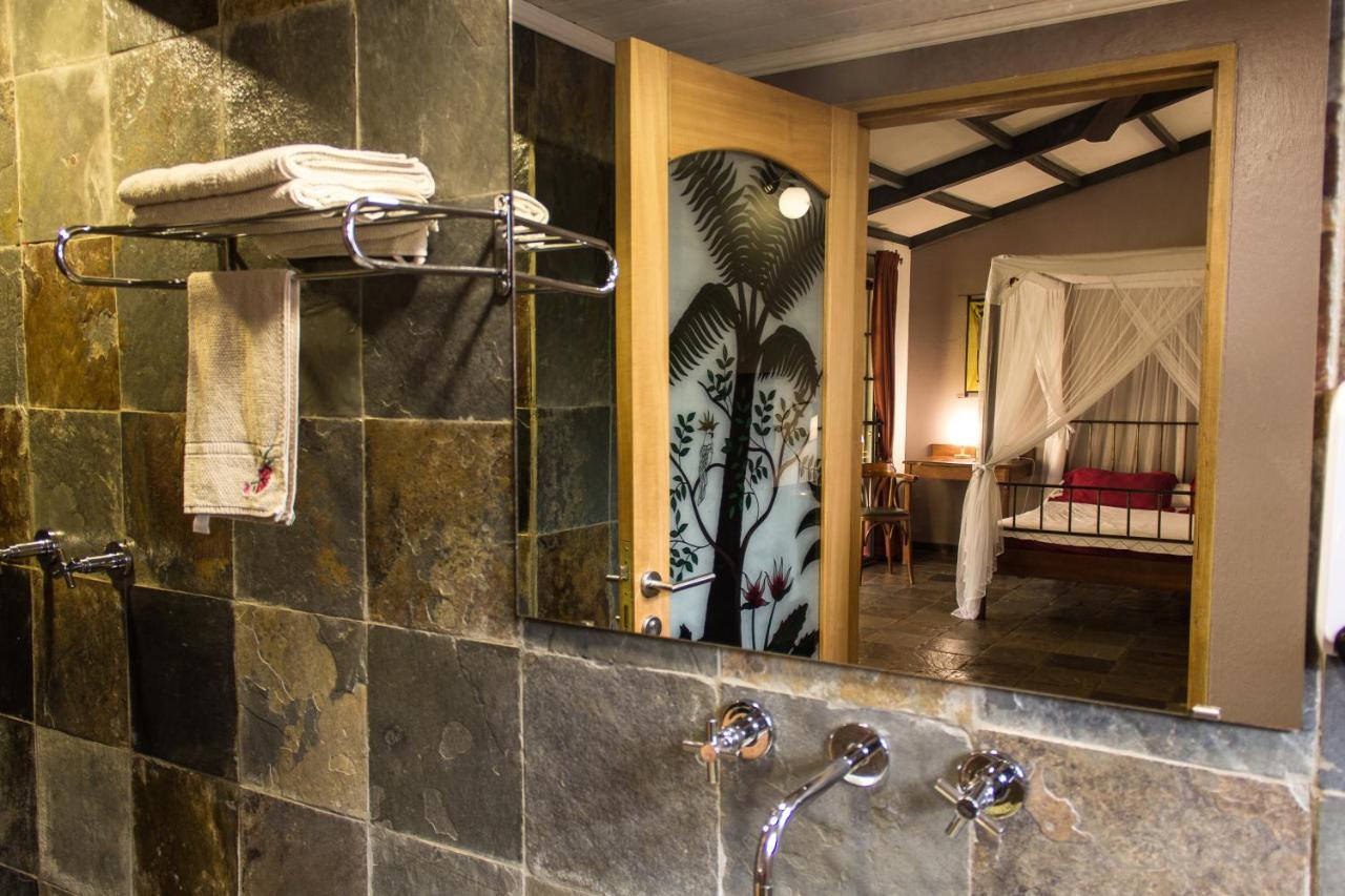 Hotel Bougainviller Kampala Zewnętrze zdjęcie